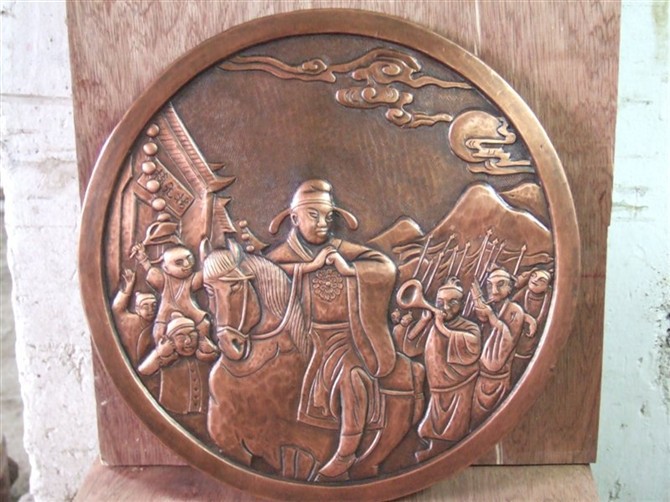 石雕藝術(shù)中的瑰寶 推拉門(mén)與傳統(tǒng)工藝的完美融合